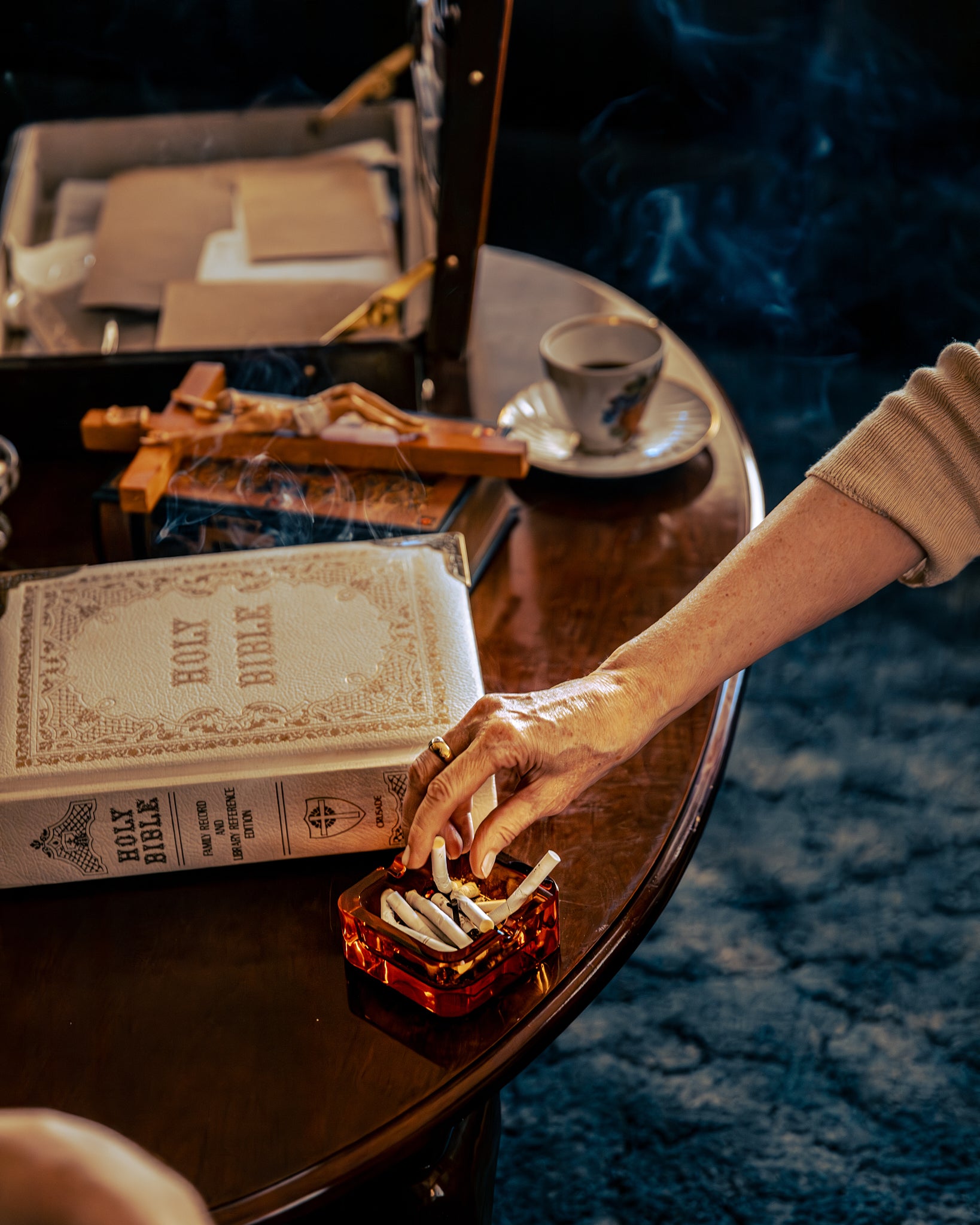 Hands, 1 - Limited Edition